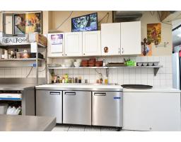 679 Wyandotte Street East Unit# Main, Windsor, ON N9A3J3 Photo 13