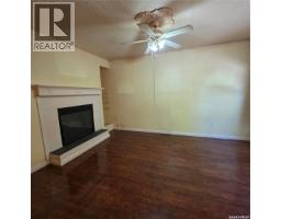 4pc Bathroom - 1731 Centennial Crescent, North Battleford, SK S9A3J2 Photo 8