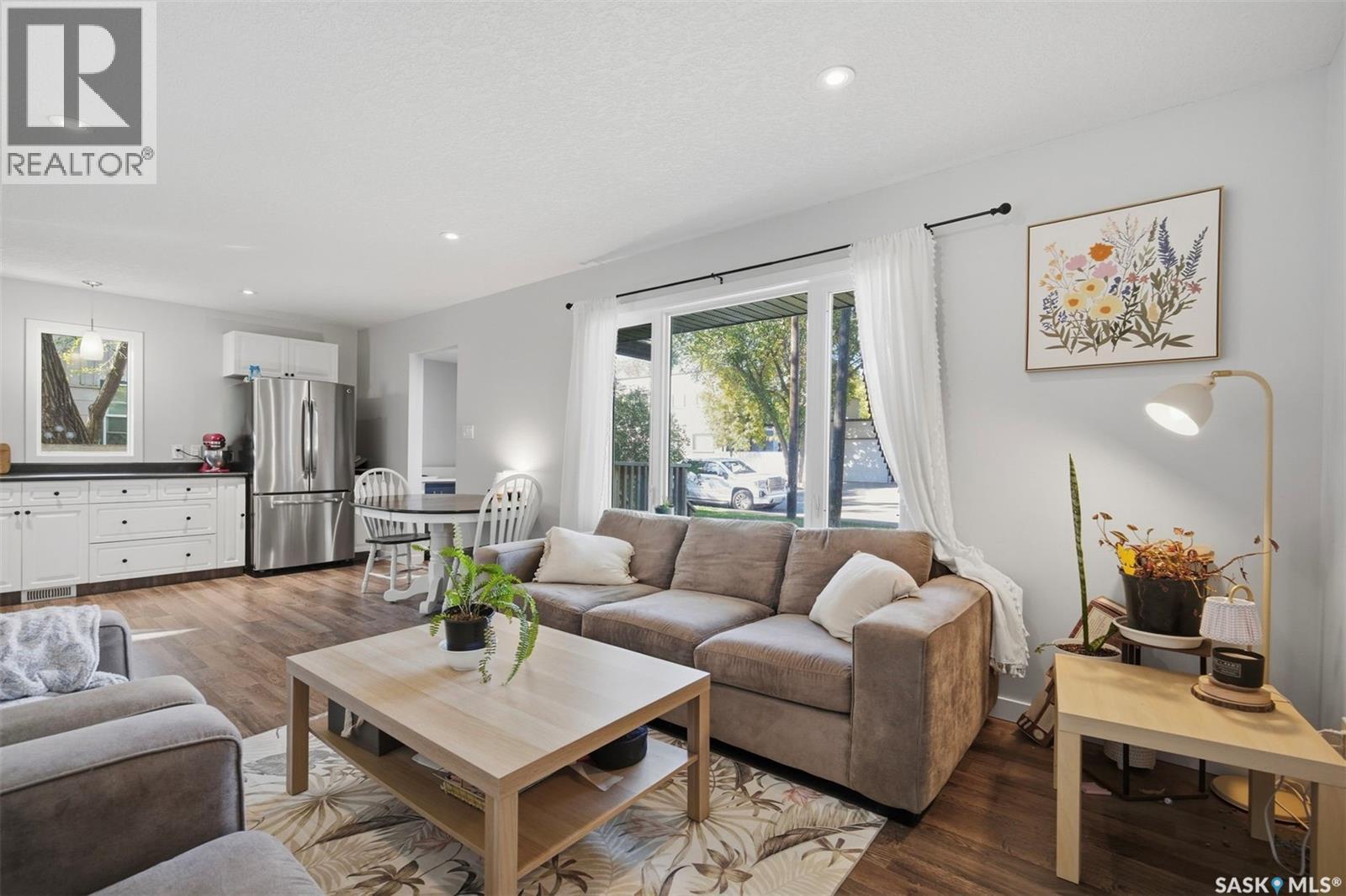 1109 Oxford STREET - 11