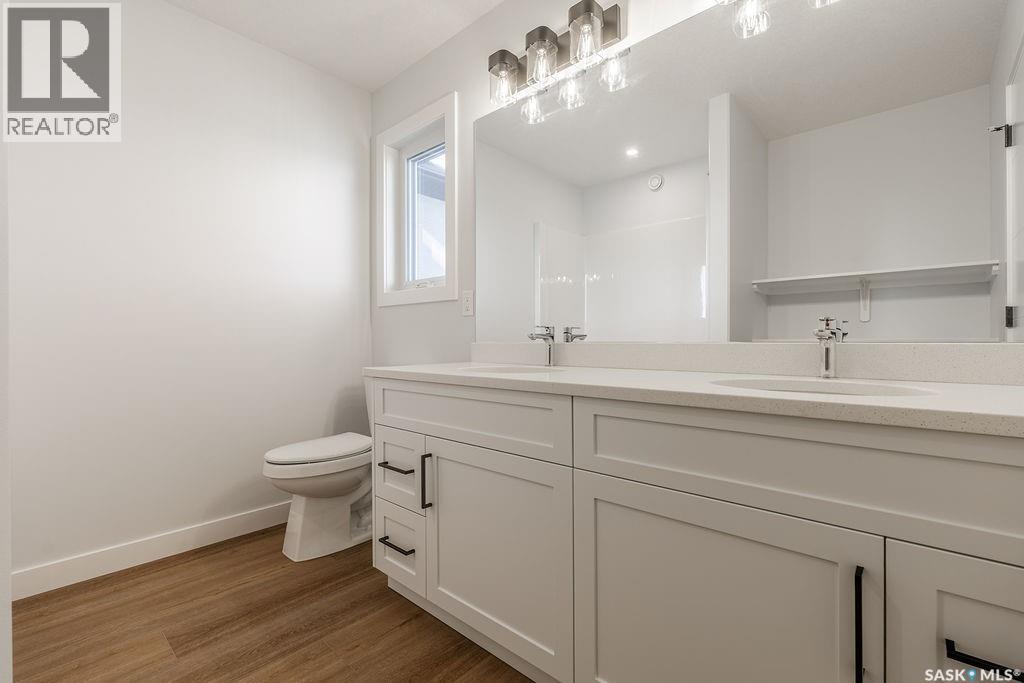 492 Woolf BEND, Saskatoon — photo 24
