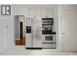 2730 Thornton Avenue, Regina, SK S4S1J1 Photo 11