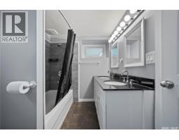 2730 Thornton Avenue, Regina, SK S4S1J1 Photo 24