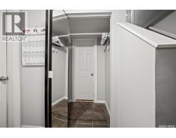 2730 Thornton Avenue, Regina, SK S4S1J1 Photo 25