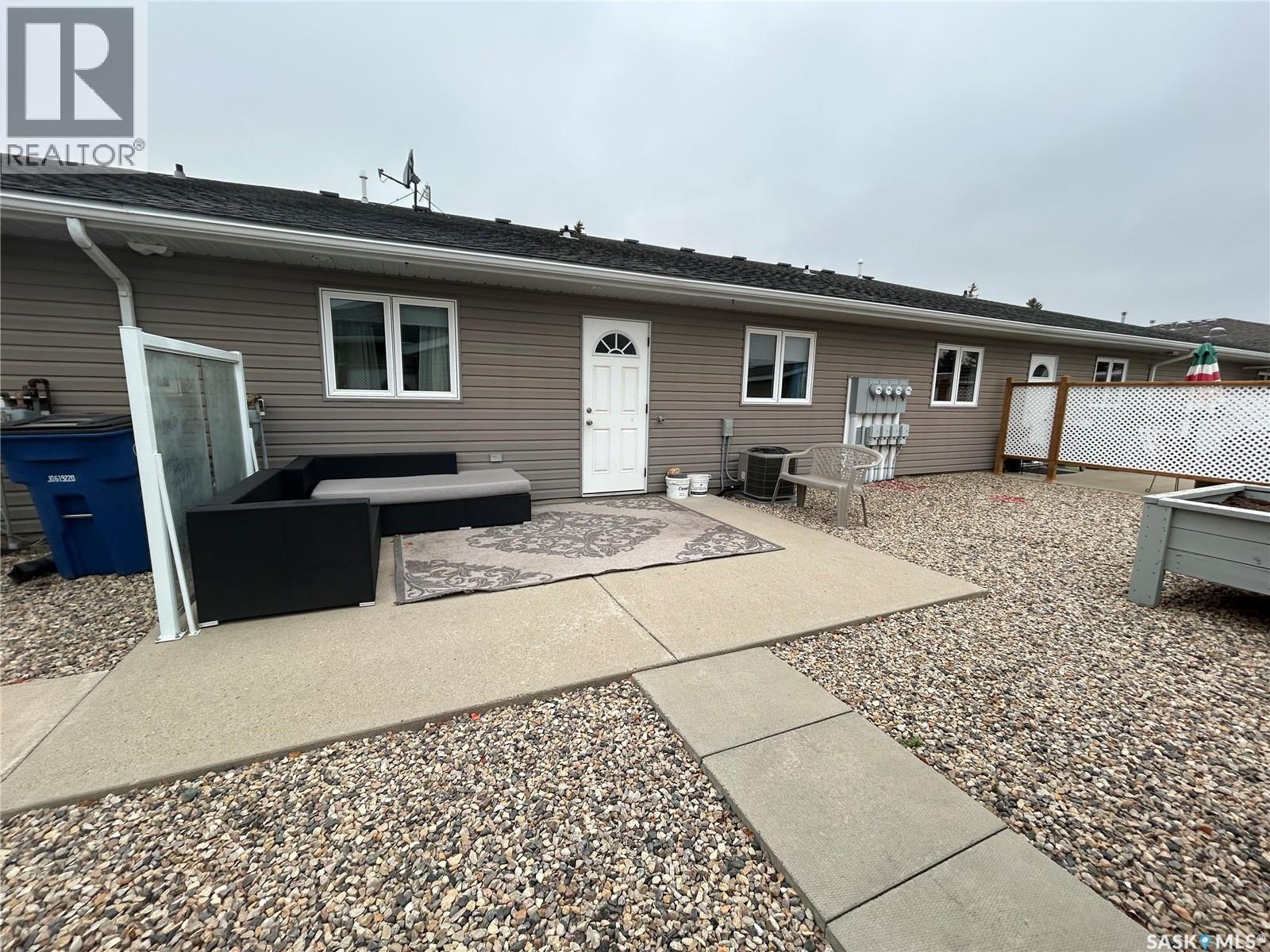 1100B 95th STREET, Tisdale — photo 2