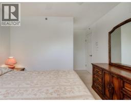 325 3969 Shelbourne St, Saanich, BC V8N3E1 Photo 11