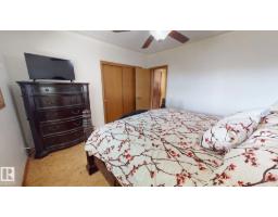 10328 77 St Nw, Edmonton, AB T6A3C3 Photo 13
