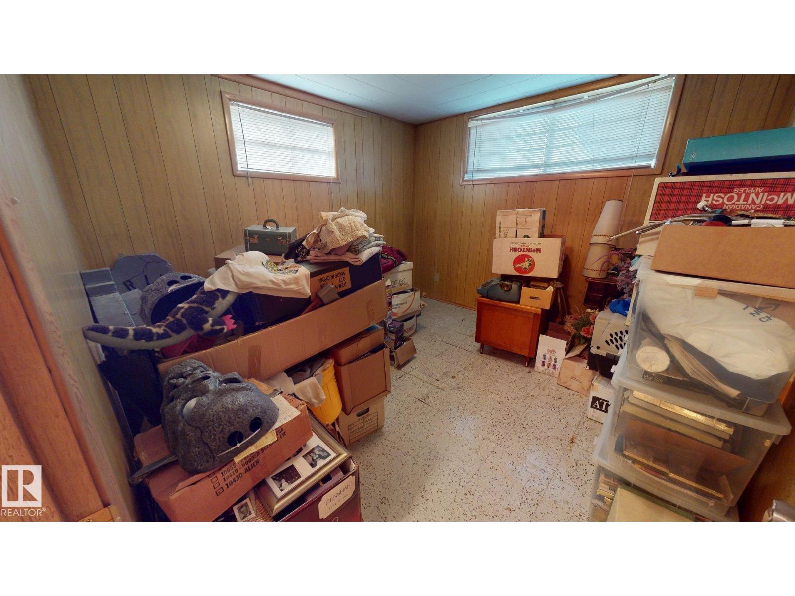 10328 77 ST NW - 21