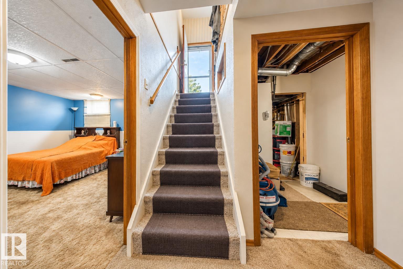 464025 RGE ROAD 242 - 34