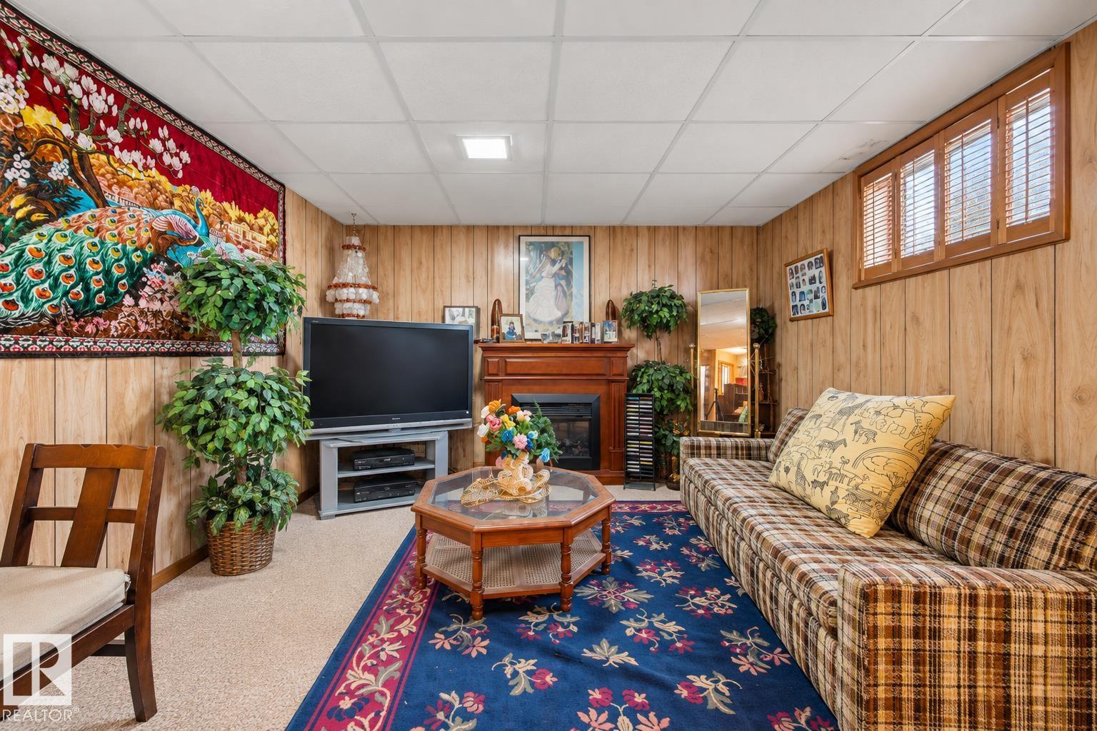 464025 RGE ROAD 242 - 39
