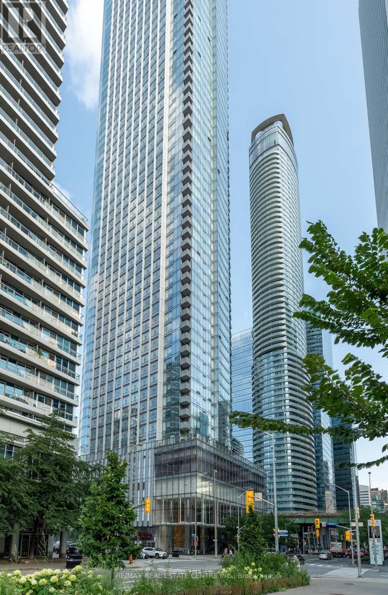 #6210 10 YORK STREET - Image 47