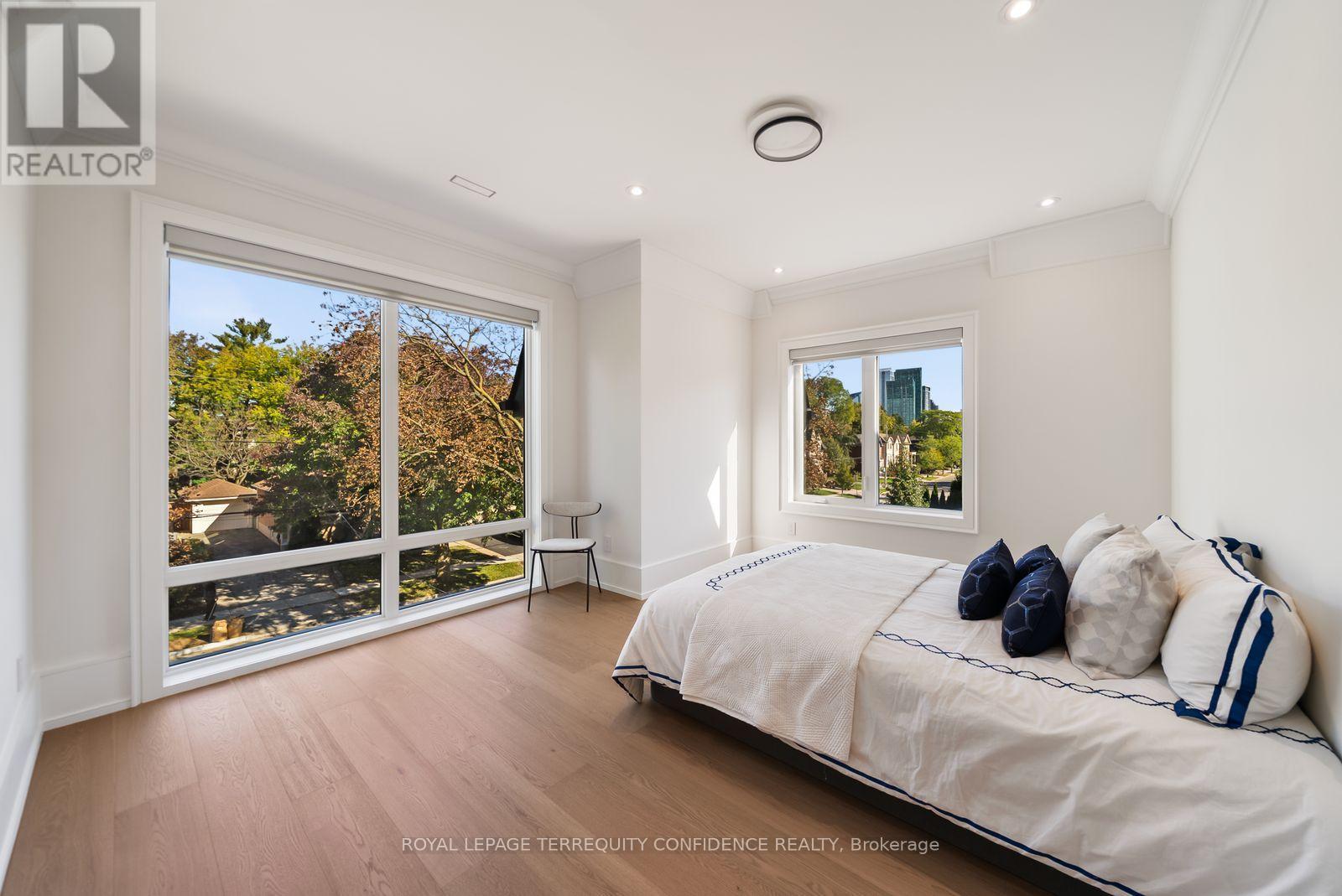 229 FLORENCE AVENUE - Image 31