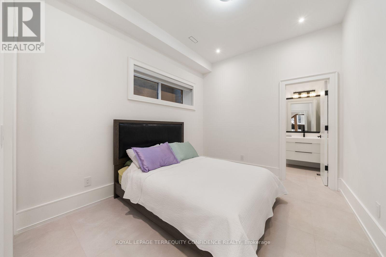 229 FLORENCE AVENUE - Image 43