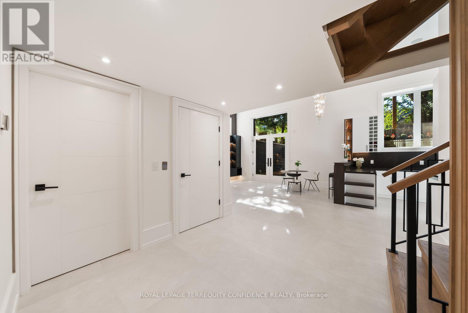 229 FLORENCE AVENUE - Image 45