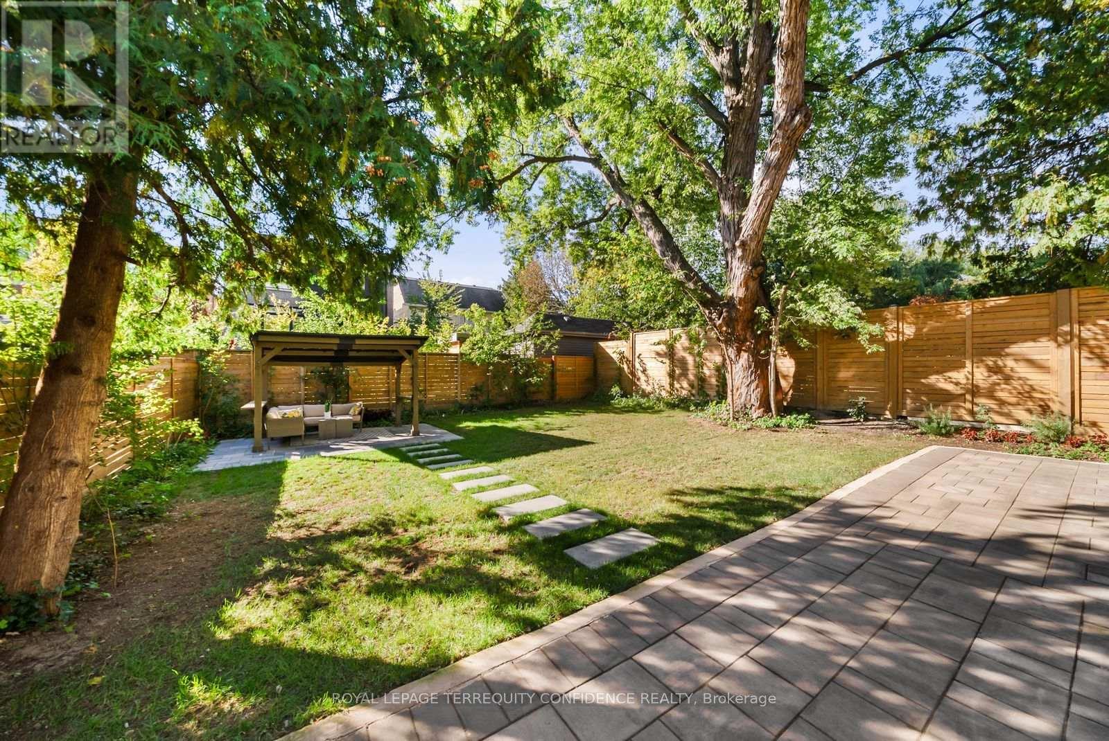 229 FLORENCE AVENUE - Image 47