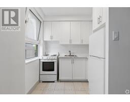 807 - 291 Avenue Road, Toronto, ON M4V2G9 Photo 8