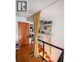 211 10 Renaissance Square, New Westminster, BC V3M7B1 Photo 17