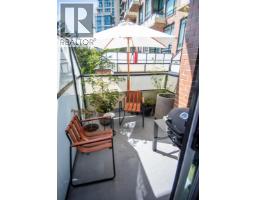 211 10 Renaissance Square, New Westminster, BC V3M7B1 Photo 28