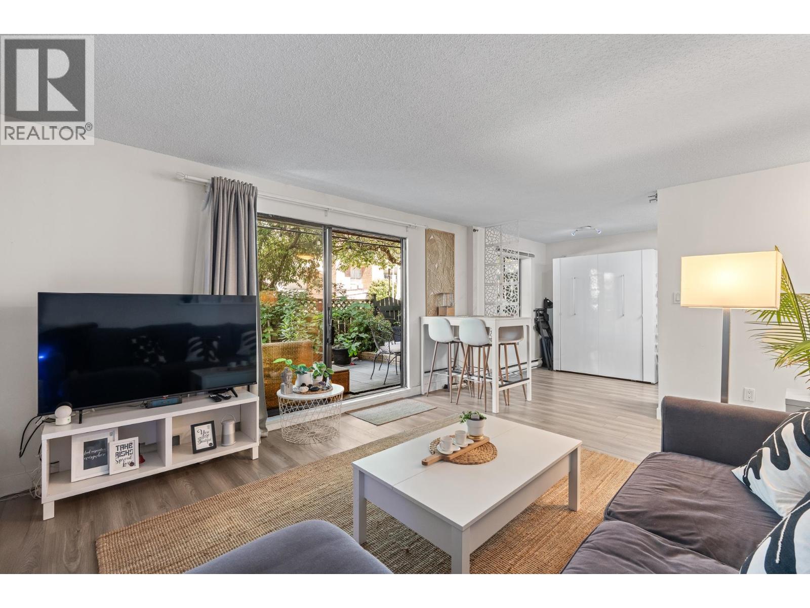 110 45 FOURTH STREET, New Westminster - Image 1