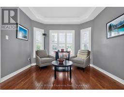 Sitting room - 2007 Celeste Street, Innisfil, ON L9S4Z6 Photo 15
