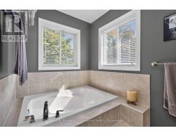 2007 Celeste Street, Innisfil, ON L9S4Z6 Photo 22