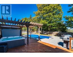 2007 Celeste Street, Innisfil, ON L9S4Z6 Photo 40