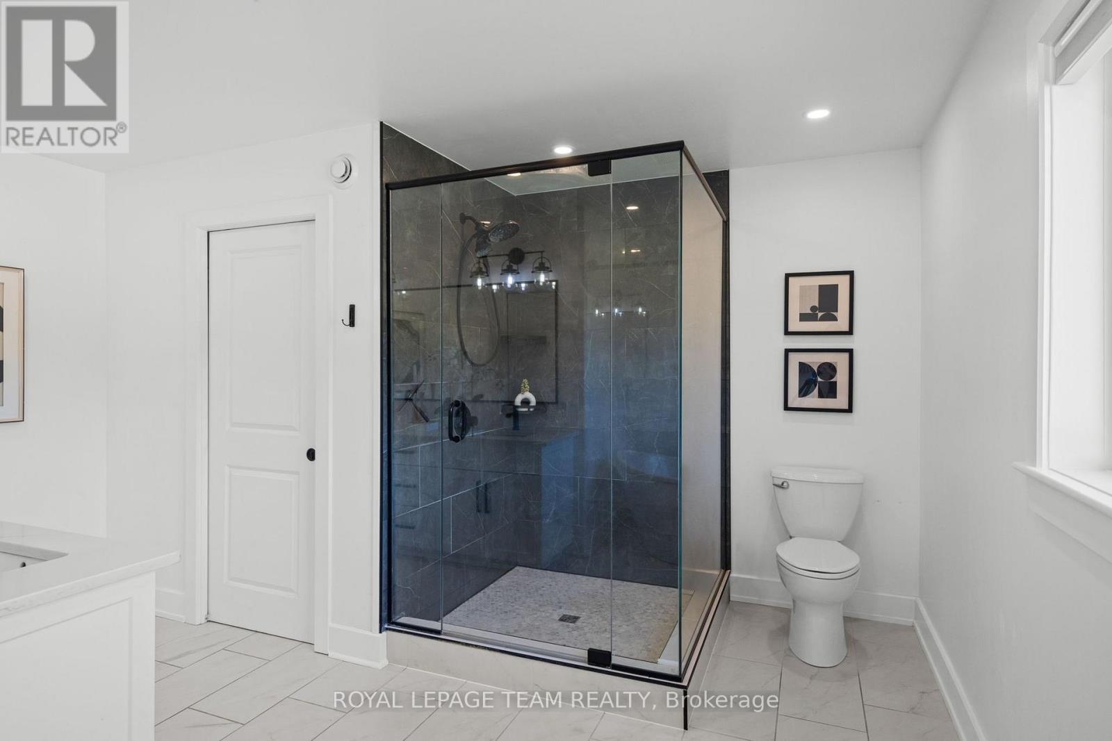57 PAUL A BERTRAND DRIVE - Image 32