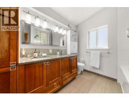 4506 Ranger Avenue, North Vancouver, BC V7R3L5 Photo 26