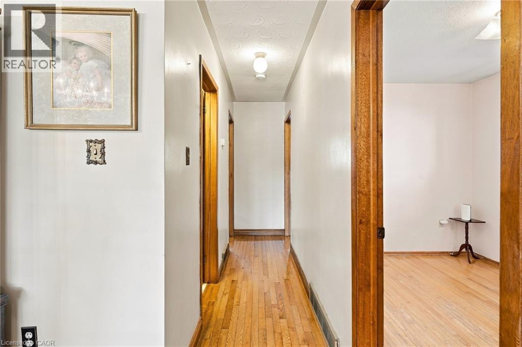 564 COCHRANE Road - 20