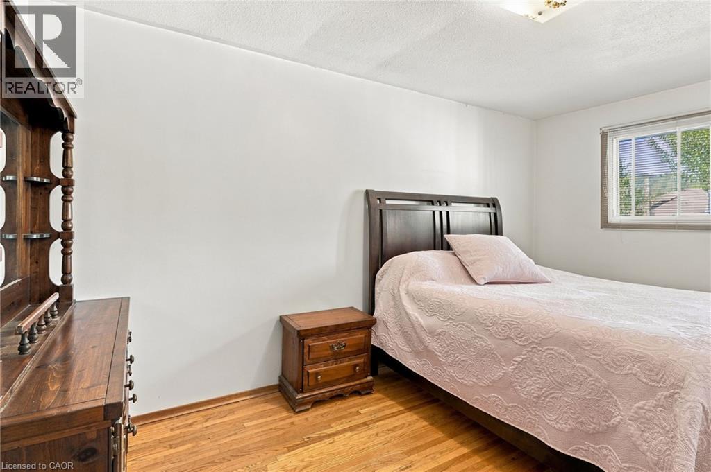 564 COCHRANE Road - 23