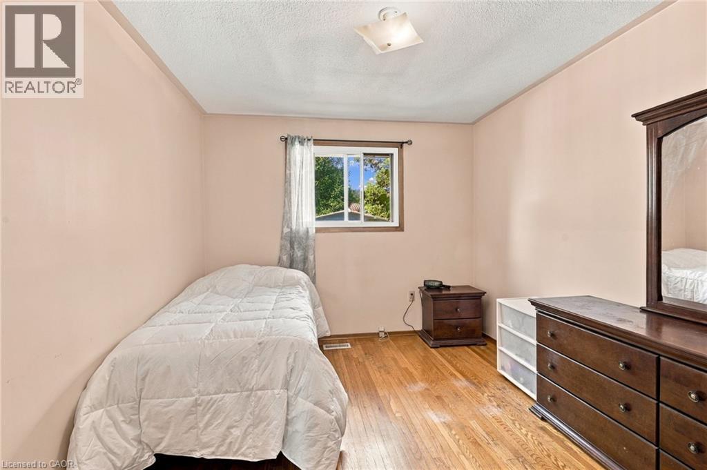 564 COCHRANE Road - 26