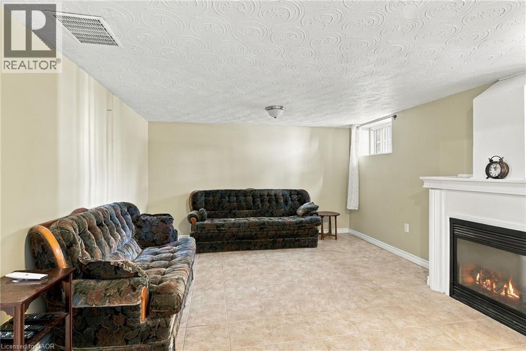 564 COCHRANE Road - 34