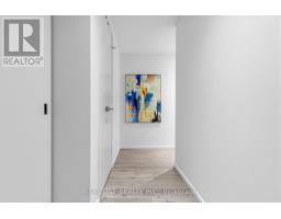 1801 - 101 Charles Street E, Toronto, ON M4Y0A9 Photo 12