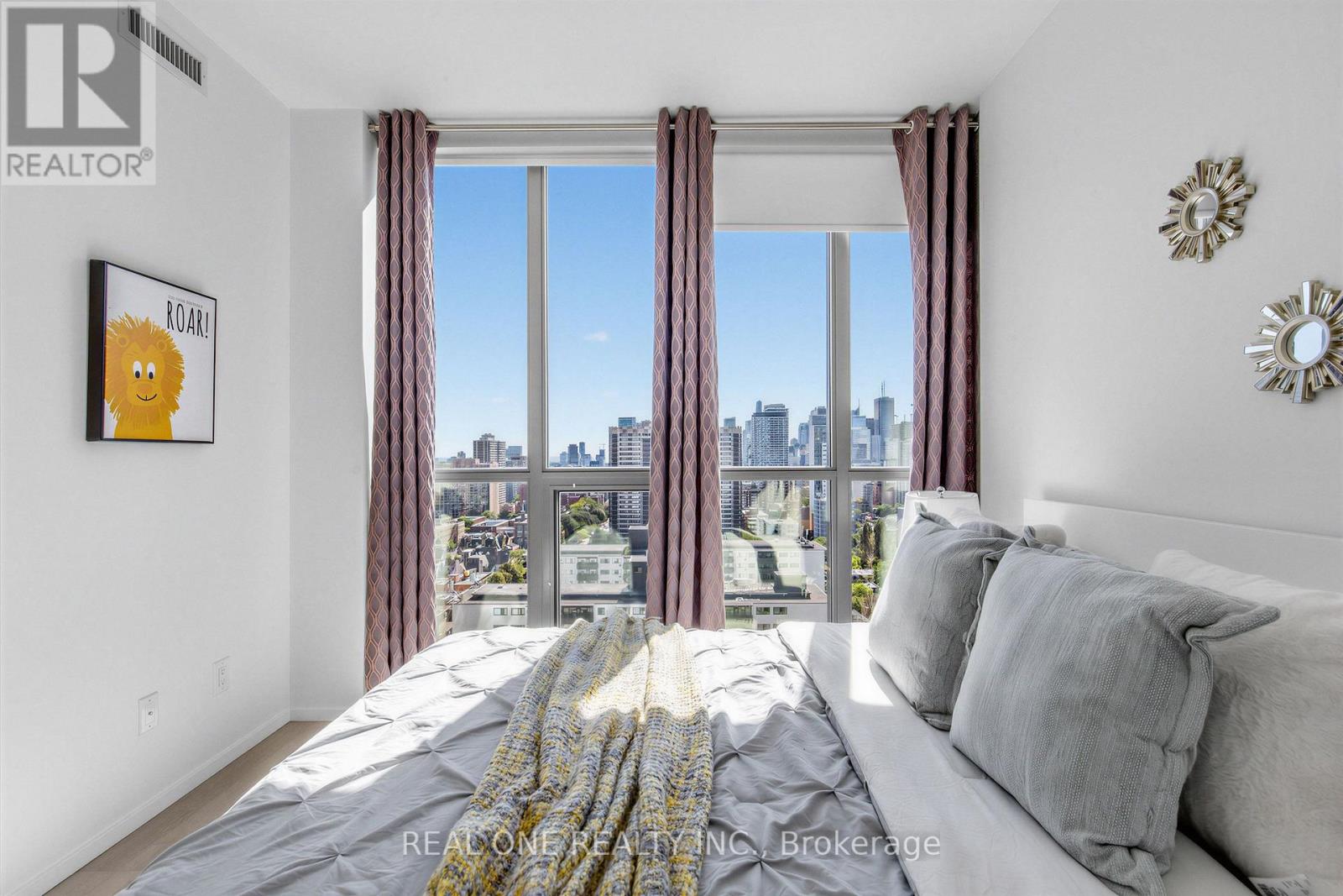 #1801 101 CHARLES STREET E - Image 26