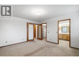 61 Shannon Crescent Sw, Calgary, AB T2Y2T8 Photo 22