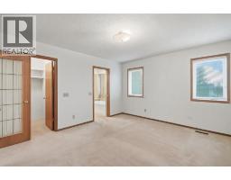 61 Shannon Crescent Sw, Calgary, AB T2Y2T8 Photo 21