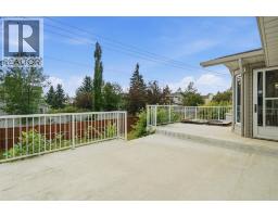 61 Shannon Crescent Sw, Calgary, AB T2Y2T8 Photo 33