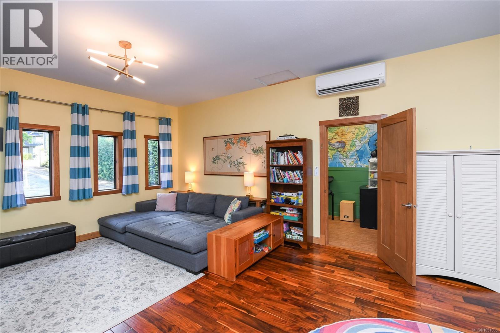 606 Colby Rd - 38
