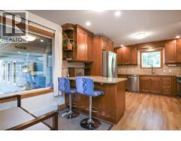 606 Colby Rd, Comox, BC V9M4H8 Photo 15