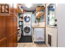 606 Colby Rd, Comox, BC V9M4H8 Photo 36