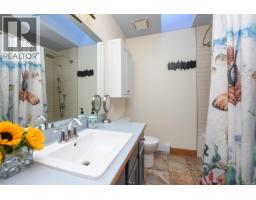 606 Colby Rd, Comox, BC V9M4H8 Photo 44