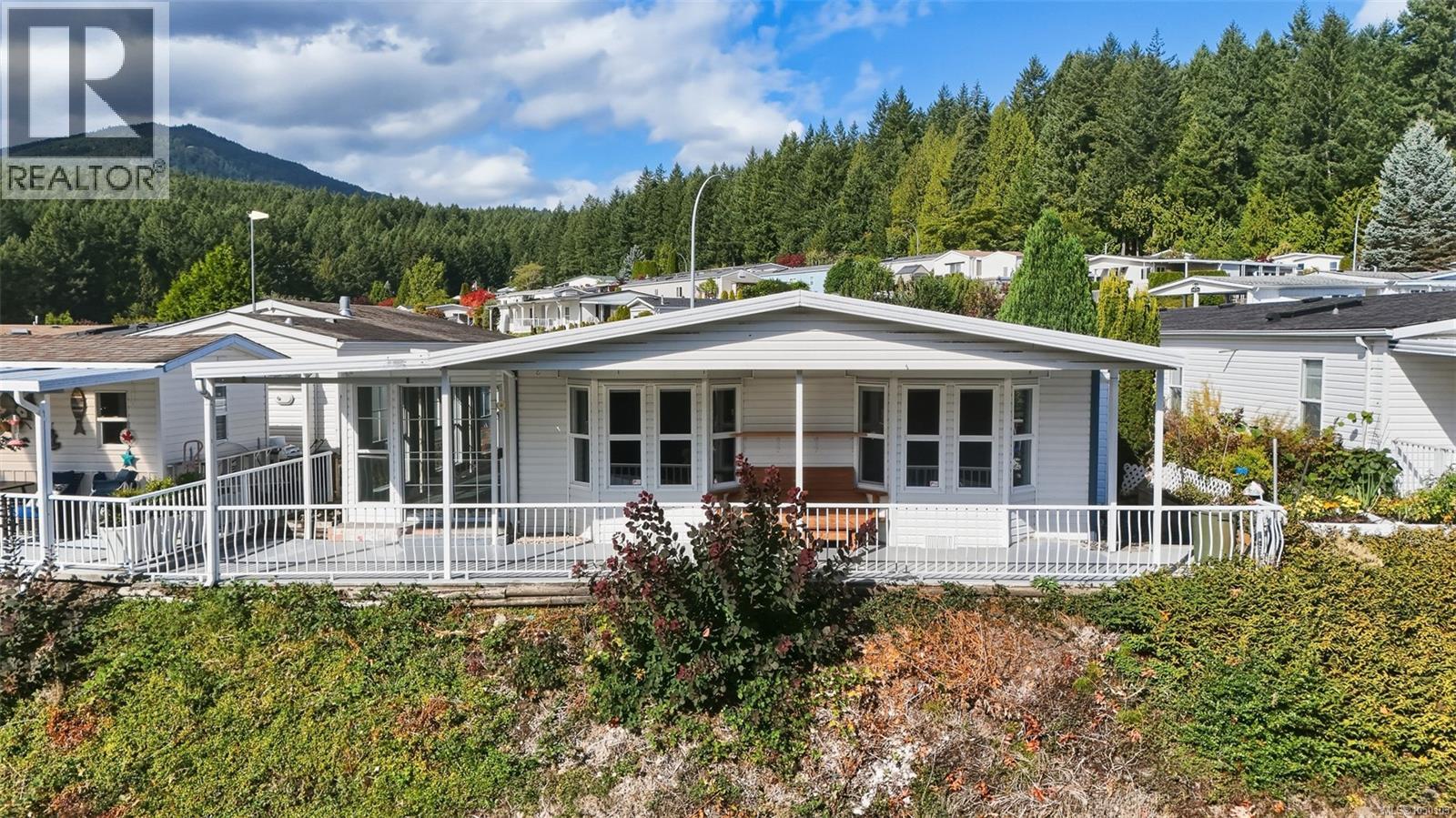 1018 Collier Crescent, Nanaimo, British Columbia, V9R6K6, Nanaimo, British Columbia — photo 1 of 5