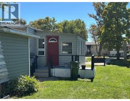386 North Malden, Essex, ON N8M2V3 Photo 22
