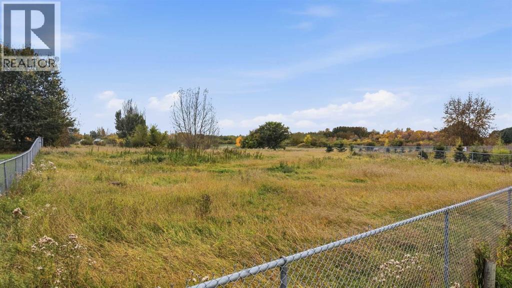 Listing photo – 4608 38A Ave Close, Ponoka