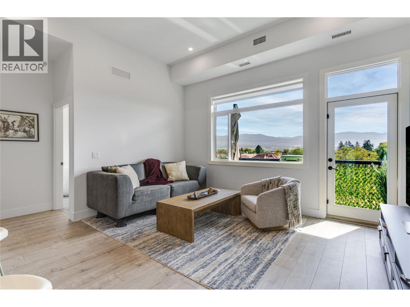 #507 1220 Pacific Avenue - 1