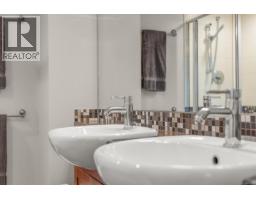 605 732 Cormorant St, Victoria, BC V8W1P8 Photo 14