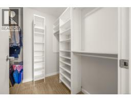 605 732 Cormorant St, Victoria, BC V8W1P8 Photo 17