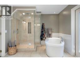Great room - 33038 Township Road 272, Rural Rocky View County, AB T4C2Z6 Photo 19