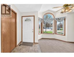 3 Parklane Place - photo 2