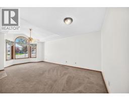3 Parklane Place - photo 4