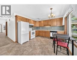 3 Parklane Place - photo 8